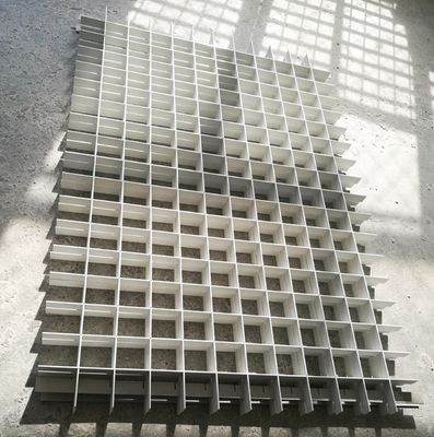 Système de clôture de sécurité de réseau en FRP résistant à la corrosion chimique avec technique pultrudée