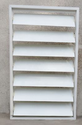 fenêtres en FRP à ouverture verticale pour la protection contre la corrosion chimique dans les milieux industriels