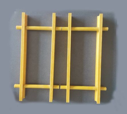 Service de coupe de grilles en FRP pour support de remplissage de tour de refroidissement de grande taille