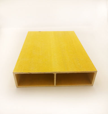 Profils de tubes rectangulaires de pultrusion FRP de haute résistance personnalisés pour une résistance maximale