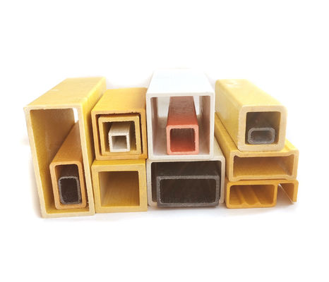 Profils de tubes rectangulaires de pultrusion FRP de haute résistance personnalisés pour une résistance maximale