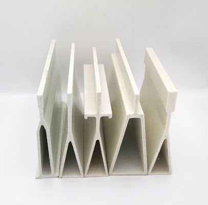 Faisceau en fibre de verre de haute résistance pour le stylo de mise bas de porcs Surface lisse Longueur de 1m à 11,6m