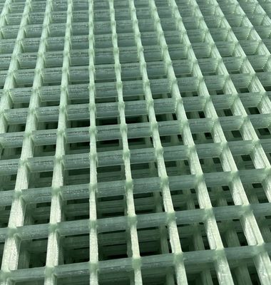Passerelle de grille de FRP décorative de type résine ISO avec fibre de verre translucide et grille GRP