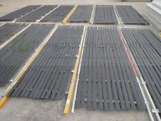 Escalier en fibre de verre antidérapant avec service de coupe et surface râpée