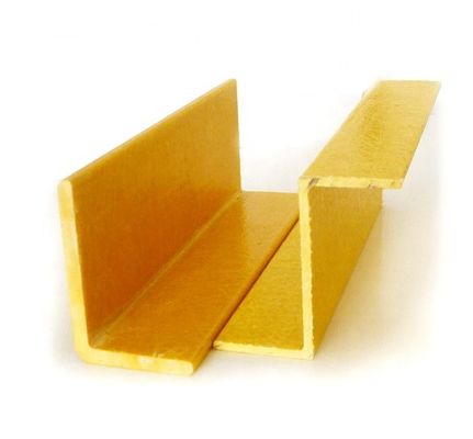 Structures Soutenir avec un matériau à profil Z GFRP résistant aux produits chimiques lisse et durable