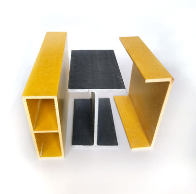 Structures Soutenir avec un matériau à profil Z GFRP résistant aux produits chimiques lisse et durable