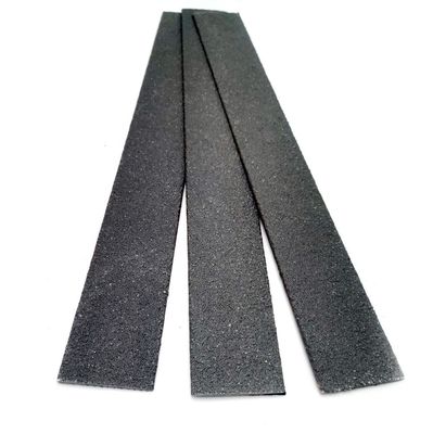 Surface grilleuse bande de fibres de verre FRP pour escaliers rampes et passerelles longueur de 1m à 11,6m