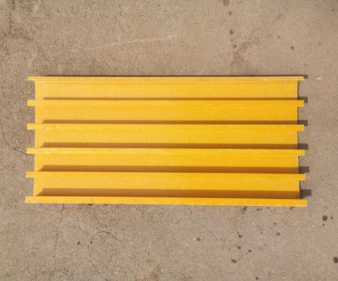 Coupe de grille en FRP pour le couvercle de drainage des fosses des usines chimiques et la piscine d'eaux usées