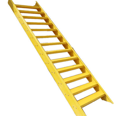 Escaliers d'isolation FRP/GRP antidérapants de longueur personnalisée pour champs de puissance et produits chimiques
