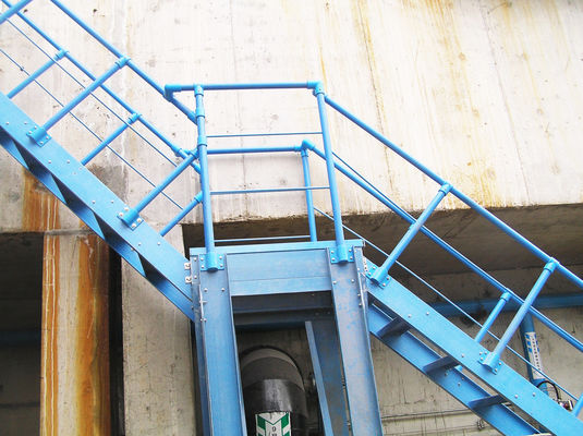 Manche d'escalier en FRP GRP pour escaliers à pas de style de conception industrielle