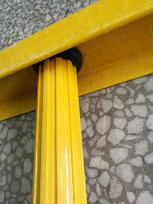 Ventes directes d'escaliers en FRP lisse Barreaux et rails Longueur de 1 m à 11,6 m FRG isolé