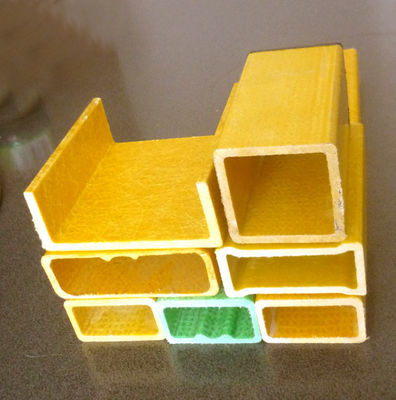 Longueur de 1m à 11,6m Tubes composites carrés/rectangulaires en fibre de verre pour les grands projets