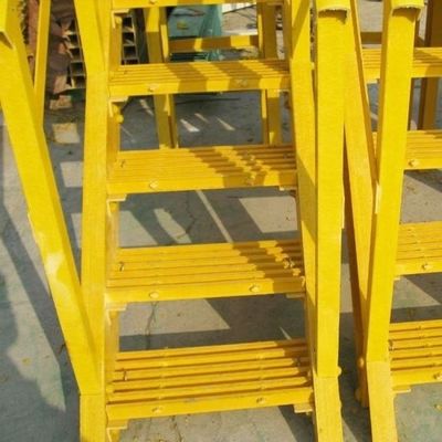 Réseaux structurels en FRP pultrés robustes et durables pour les exigences en matière de port de charges importantes
