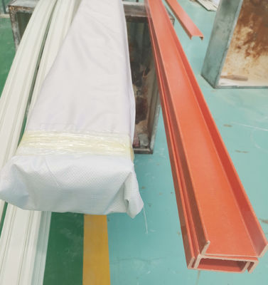 Escaliers isolés avec des profils de canaux/tubes en FRP légers