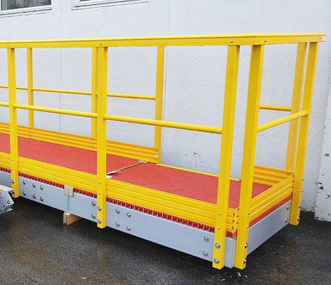 Type 1   250 lbs Capacité de poids Barrière FRP pour escaliers isolés Manche de sécurité