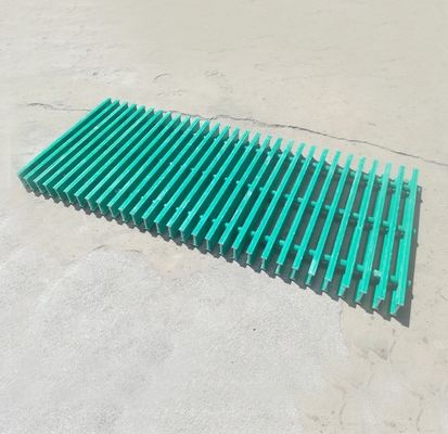 Réglage de sol en FRP pultrudé en fibre de verre GFRP de 25 mm à 38 mm pour passerelle de revêtement