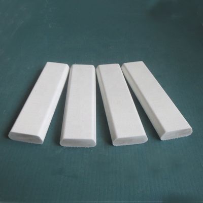 Barre de fibre de verre trapézoïdale à haute résistance pour les applications industrielles et de construction