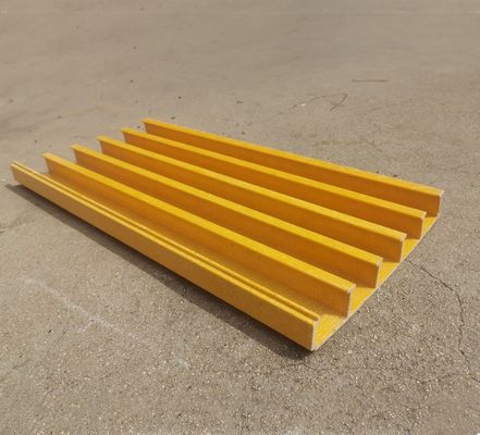 Contrôle des odeurs résistant à la corrosion couvre le panneau de planche en FRP pour le service de traitement de coupe
