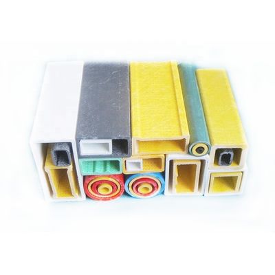 Dimensions stables Profils de tubes rectangulaires en FRP en fibre de verre avec échantillonnage disponible