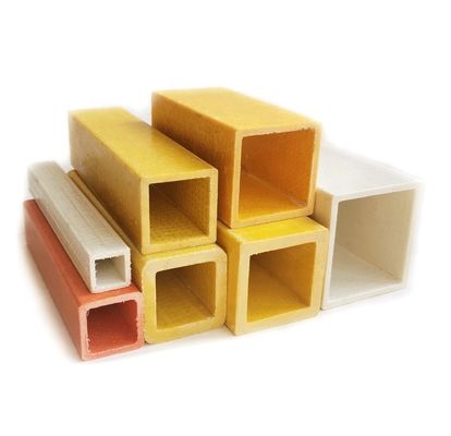 Des supports de montage de panneaux solaires en fibre de verre GRP avec une structure de construction avancée