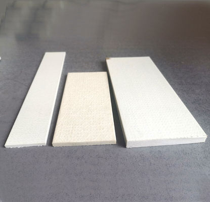 Profiles de plaques de pultrusion en fibre de verre à haute résistance et lisses pour l'industrie