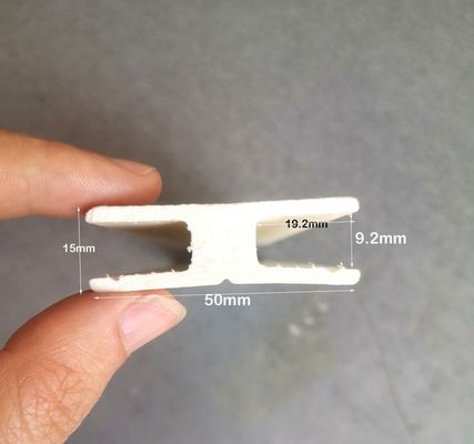 Profil joint en fibre de verre pour le joint de planches par service de découpe et technique de pultrusion