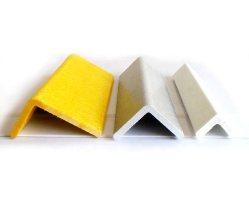 Profiles en forme de L en FRP isolés Longueur de 1m à 11,6m pour un support de structure durable
