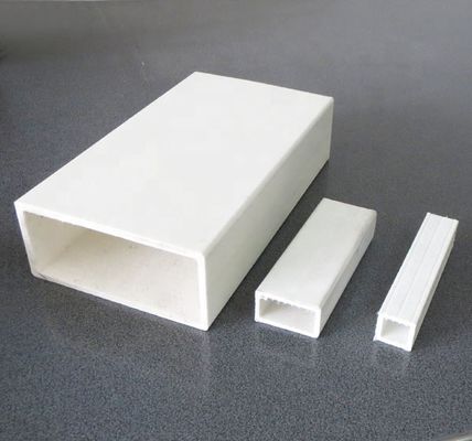 Liste des tailles des tubes rectangulaires en plastique composite en fibre de verre pultrudée FRP à haute résistance pour les structures