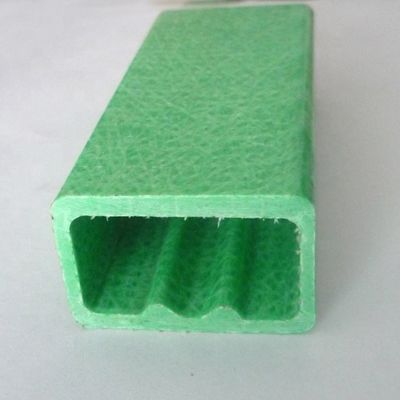 Liste des tailles des tubes rectangulaires en plastique composite en fibre de verre pultrudée FRP à haute résistance pour les structures