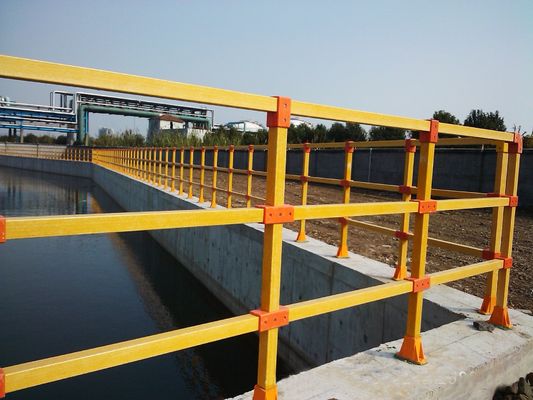 Rameaux en FRP rond/carré en fibres de verre pour les escaliers, les planchers ou les trottoirs en FRP et leur durabilité