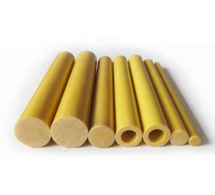 Structures de support en FRP renforcé de fibres de verre en tiges en plastique pour des applications durables