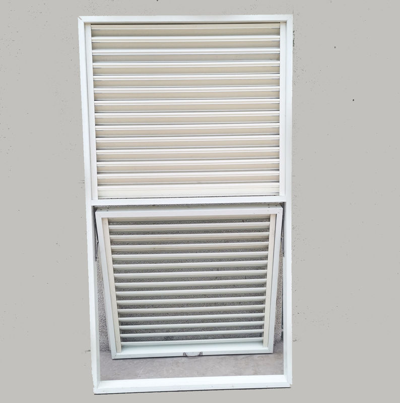 Salle de poterie de la fonderie Louver en FRP avec ventilation isolée et longueur de 1m à 11,6m