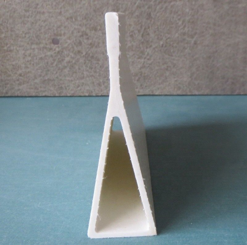 Faisceau de support en plastique renforcé de fibres de verre de 100 mm pour plancher de porc d'élevage