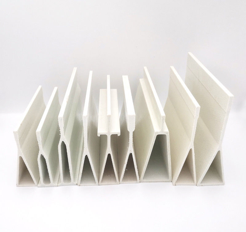 Profiles structurels en fibre de verre lisse pour les élevages de chèvres et de moutons