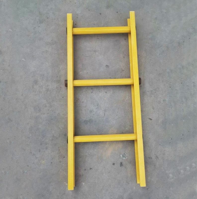 Type 1 ¥ 250 lbs Capacité de poids Électrique isolée GRP FRP fibre de verre échelle droite